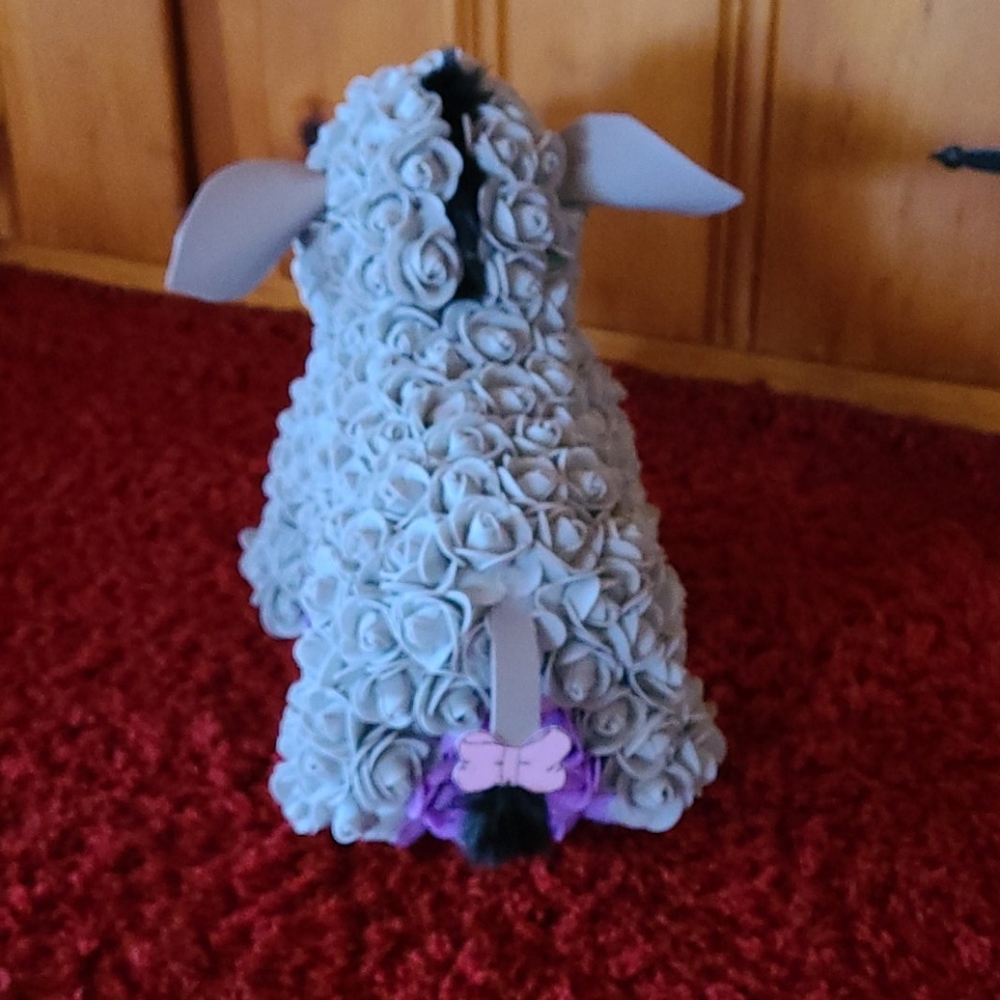 FOREVER ROSES HANDMADE FLOWER EEYORE DONKEY - Picture 6 of 9